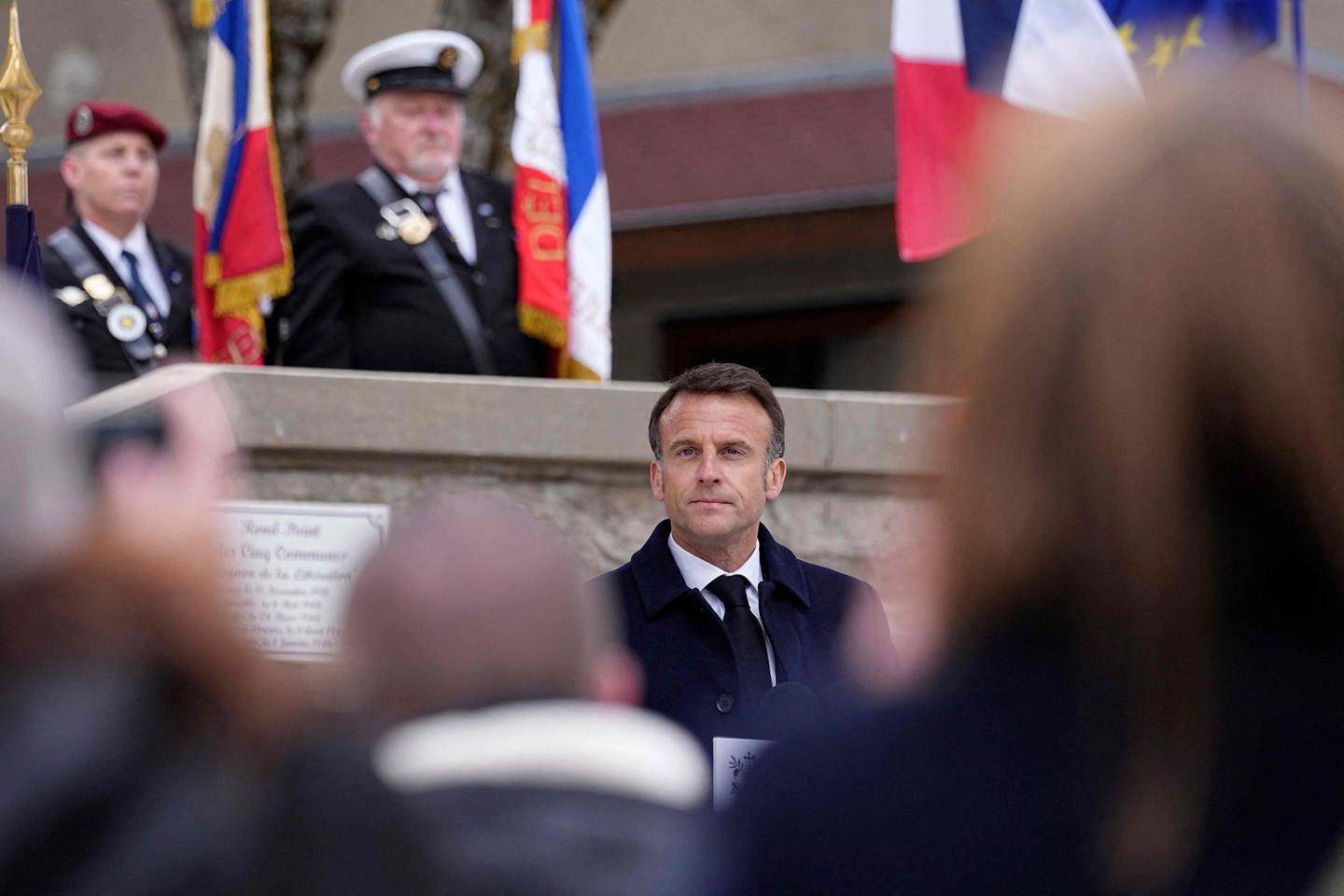 Emmanuel Macron rend hommage au maquis du Vercors et rappelle ce « temps où des Français...