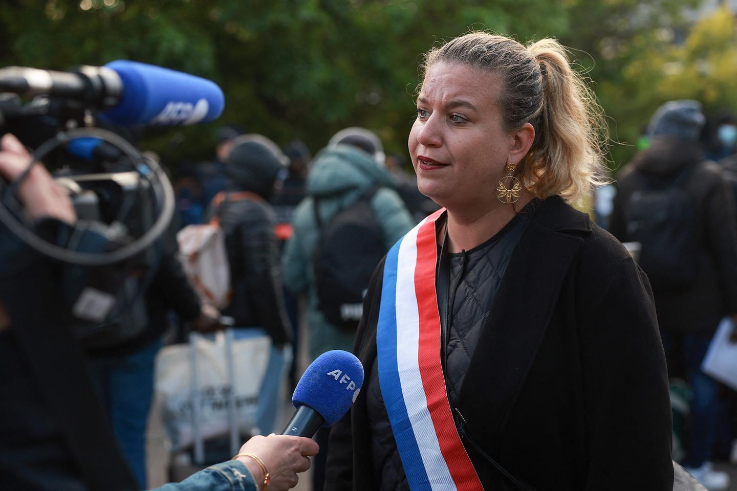 Mathilde Panot annonce être convoquée par la police pour apologie du terrorisme