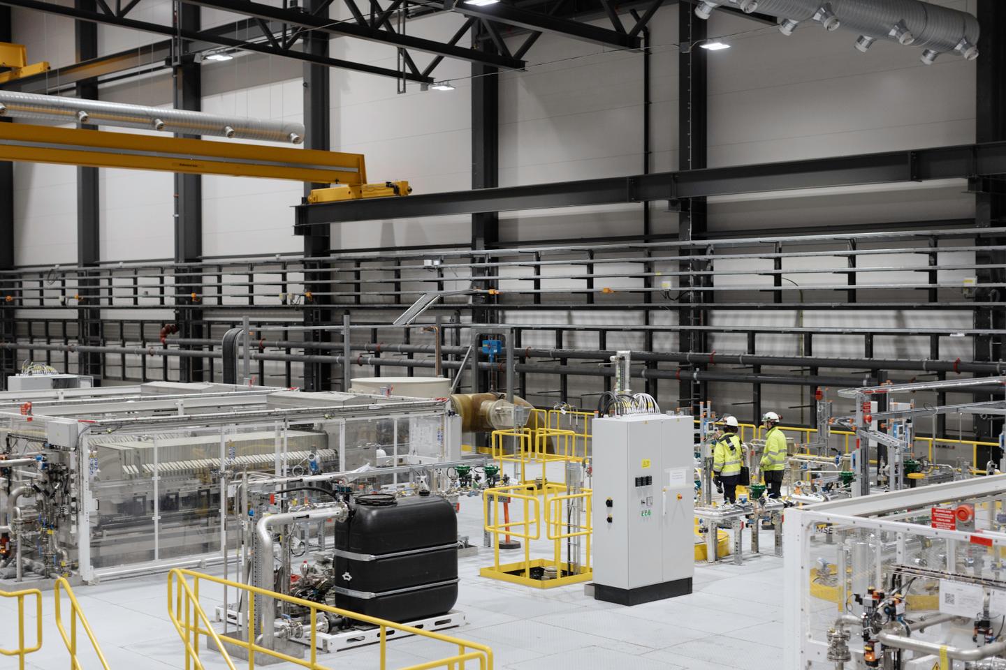 Dans l???usine suédoise de Northvolt, le défi du recyclage de batteries automobiles
