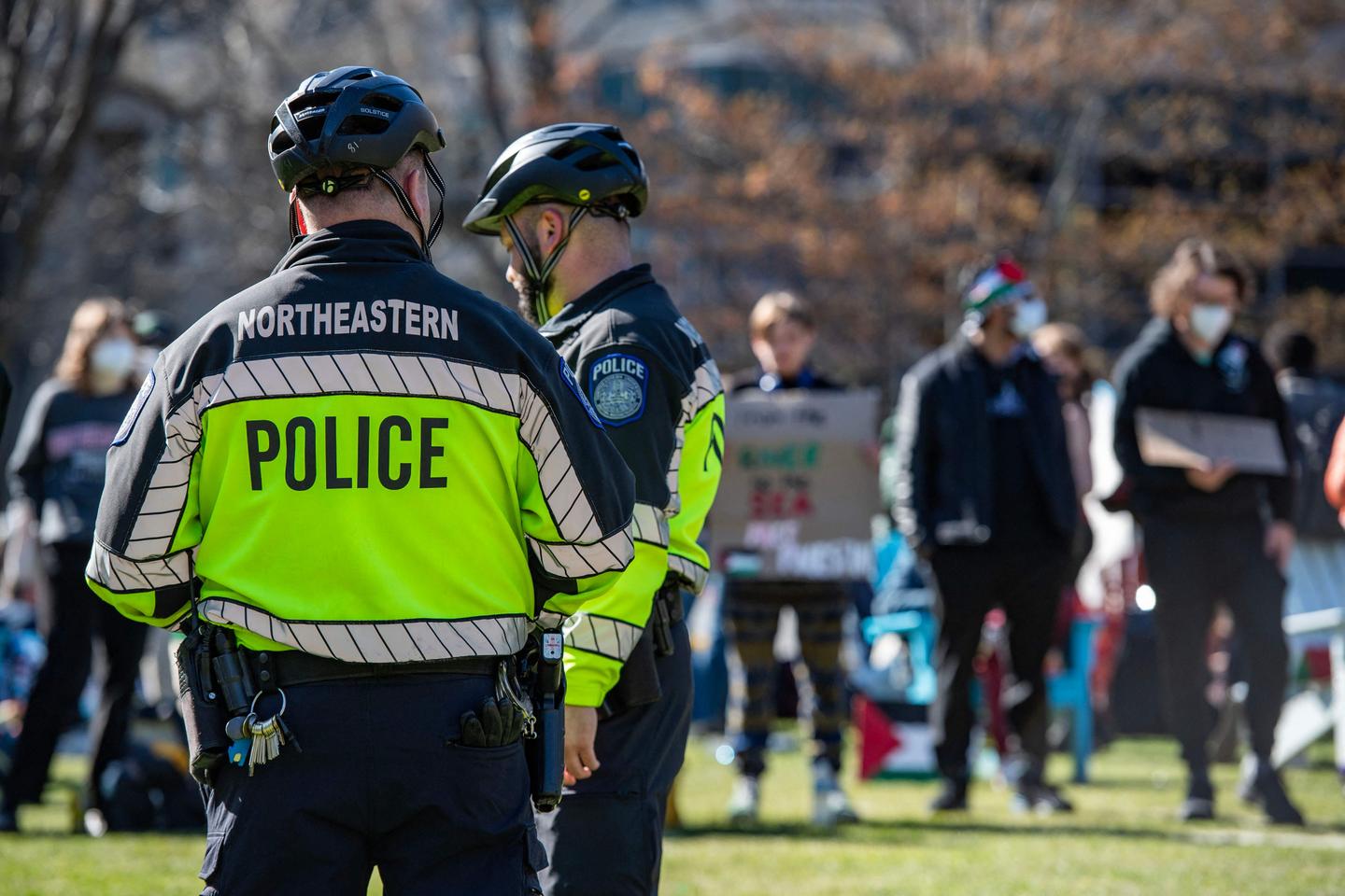Etats-Unis : dans une université de Boston, une centaine de personnes participant à une...