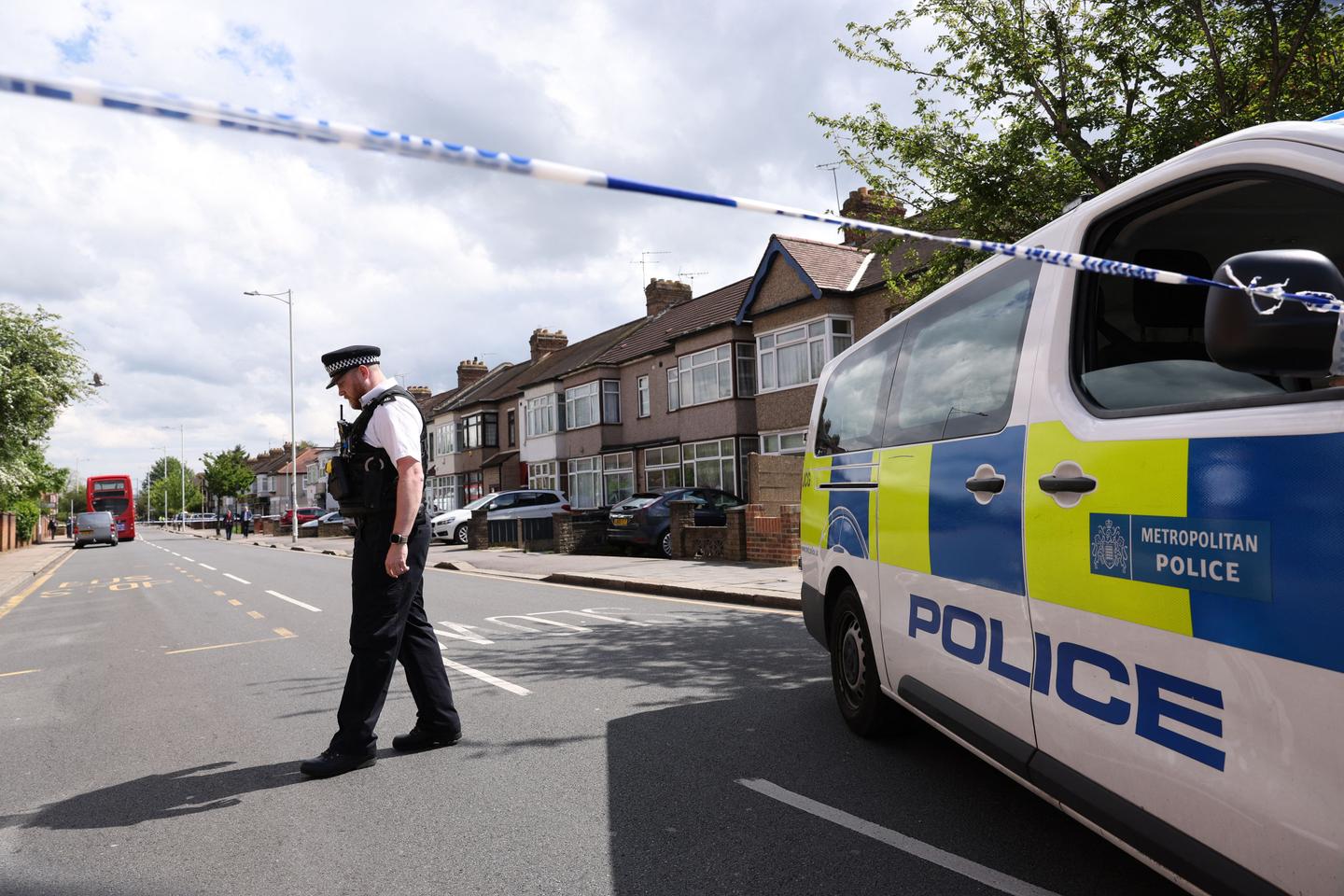 A Londres, un garçon de 14 ans tué dans une attaque à l???épée, quatre autres personnes...