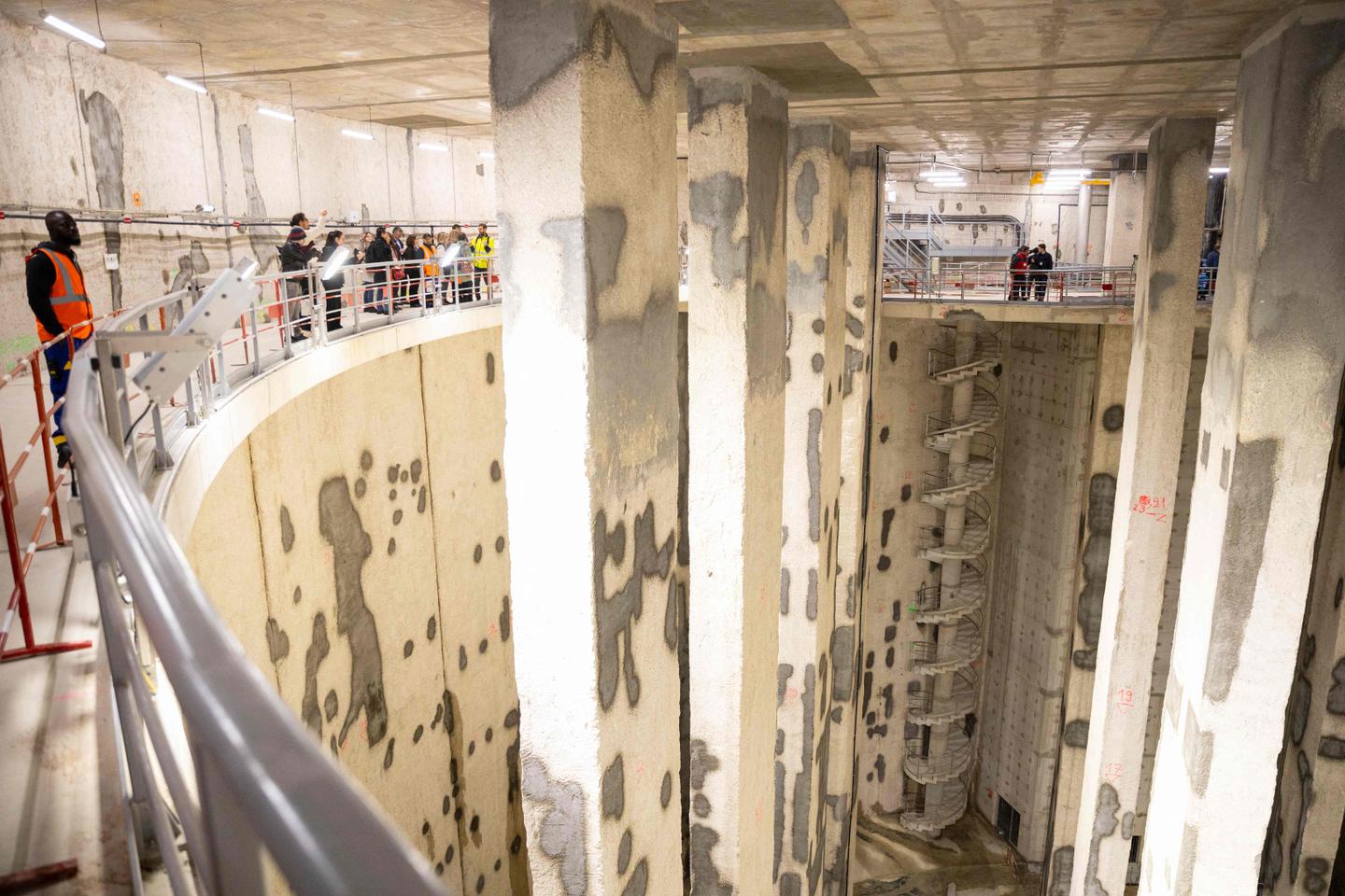 Paris 2024 : le bassin d???Austerlitz, dispositif-clé pour rendre la Seine baignable, inauguré