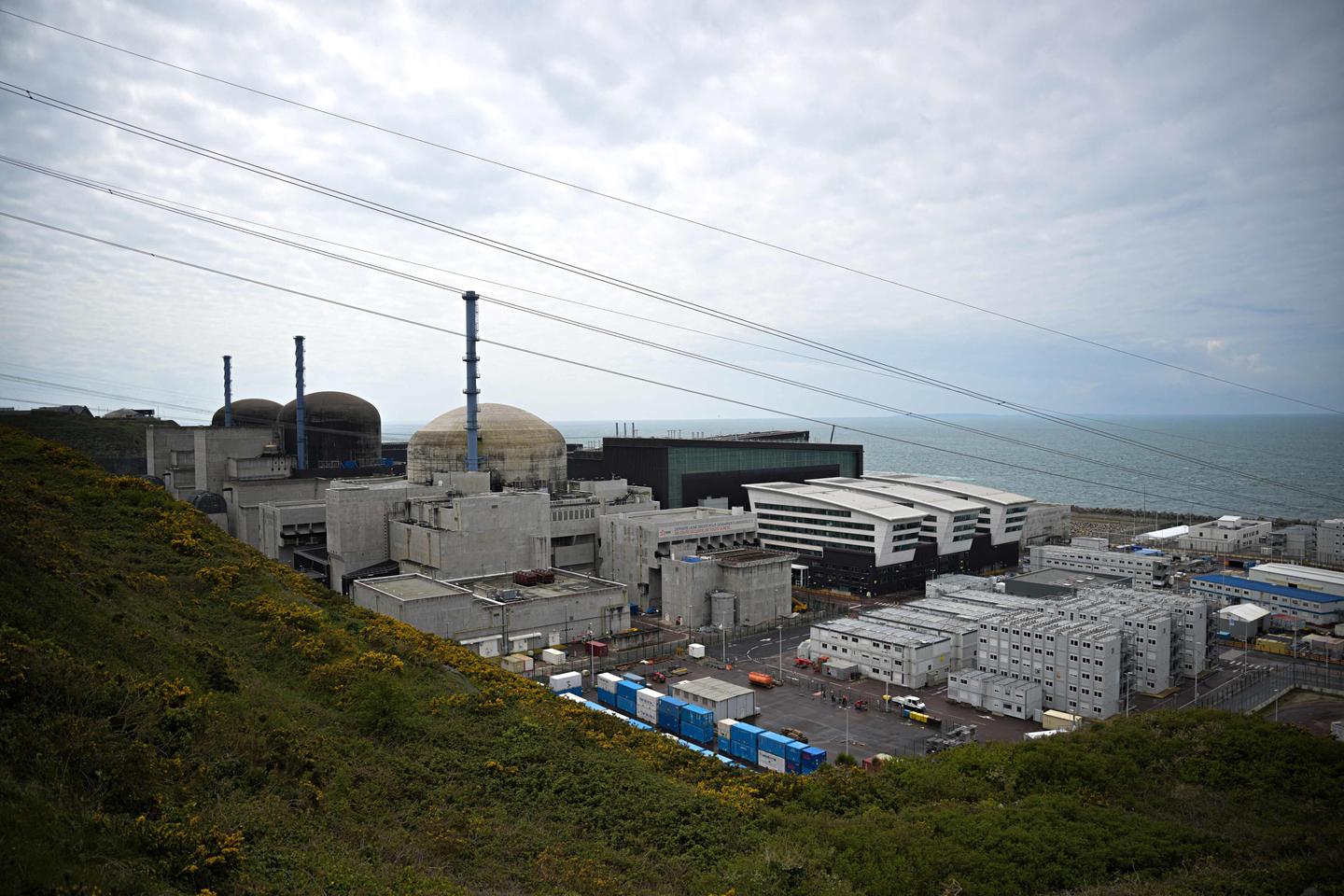 Nucléaire : la justice saisie par plusieurs associations pour contester le démarrage de l???EPR...