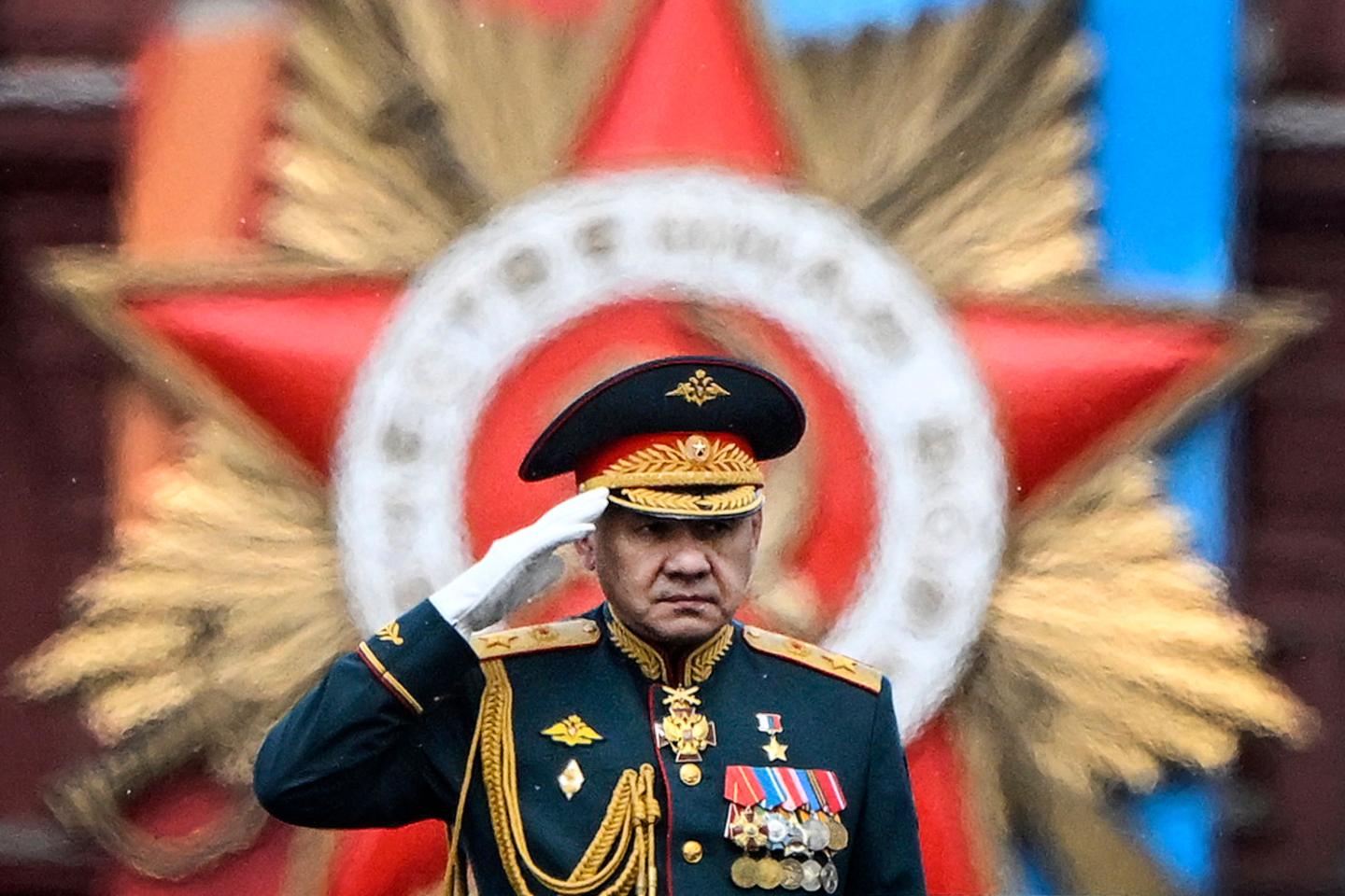 Vladimir Poutine limoge le ministre de la défense russe, Sergueï Choïgou