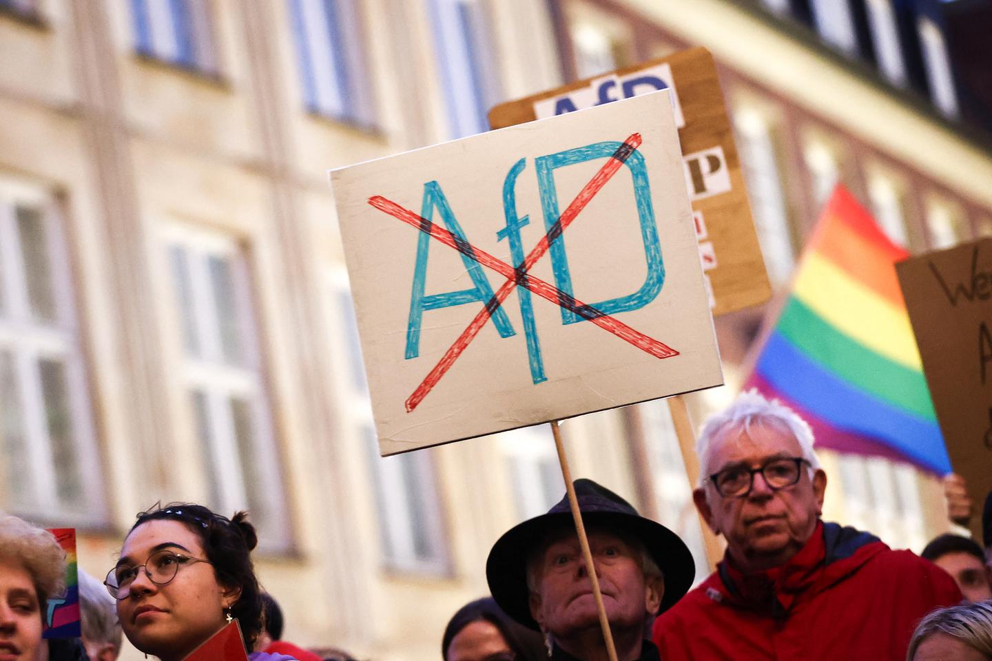 « Un grand nombre de jeunes n???espèrent plus des forces politiques en présence qu???elles se...