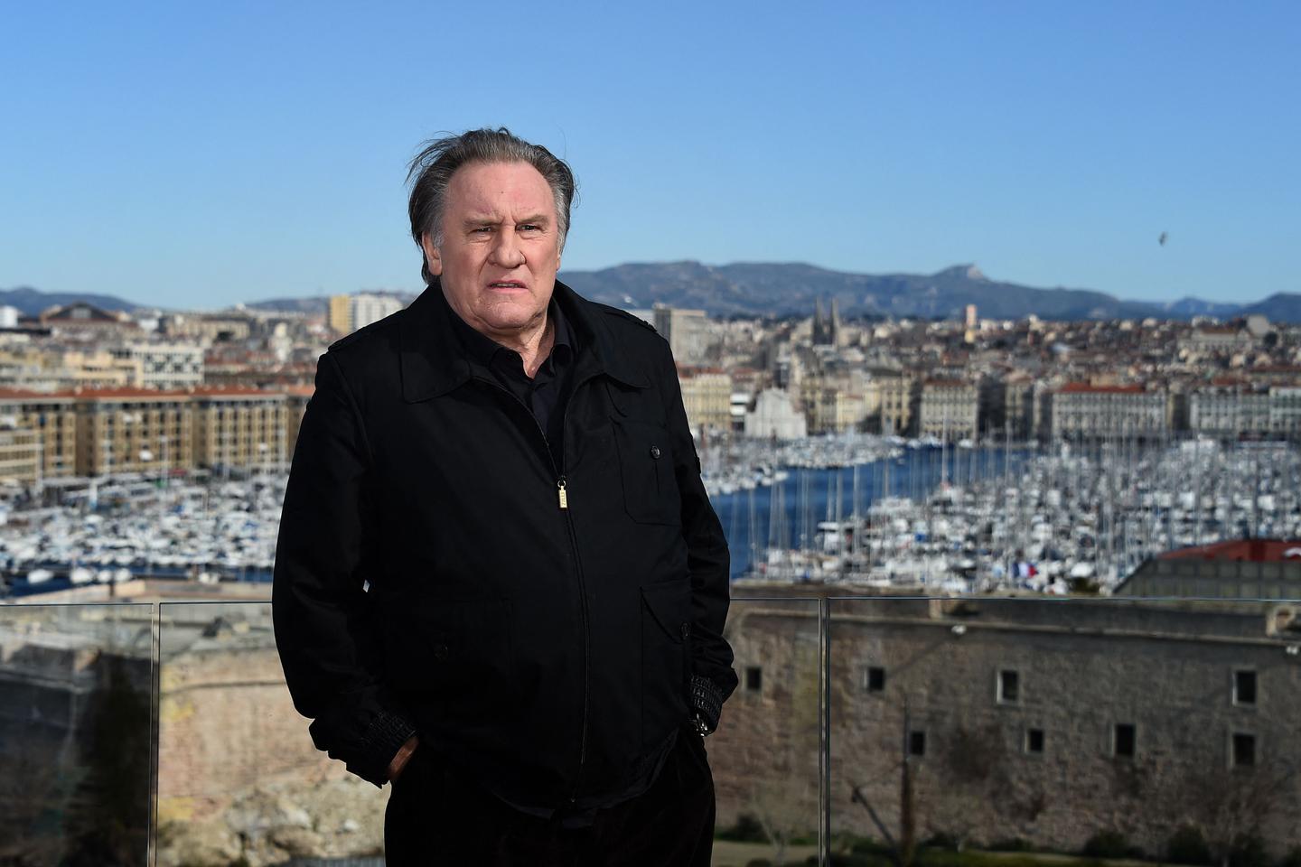 Altercation entre Gérard Depardieu et un paparazzi à Rome