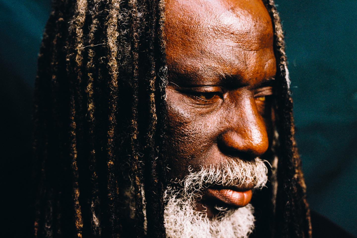 Musique : le pari acoustique de Tiken Jah Fakoly