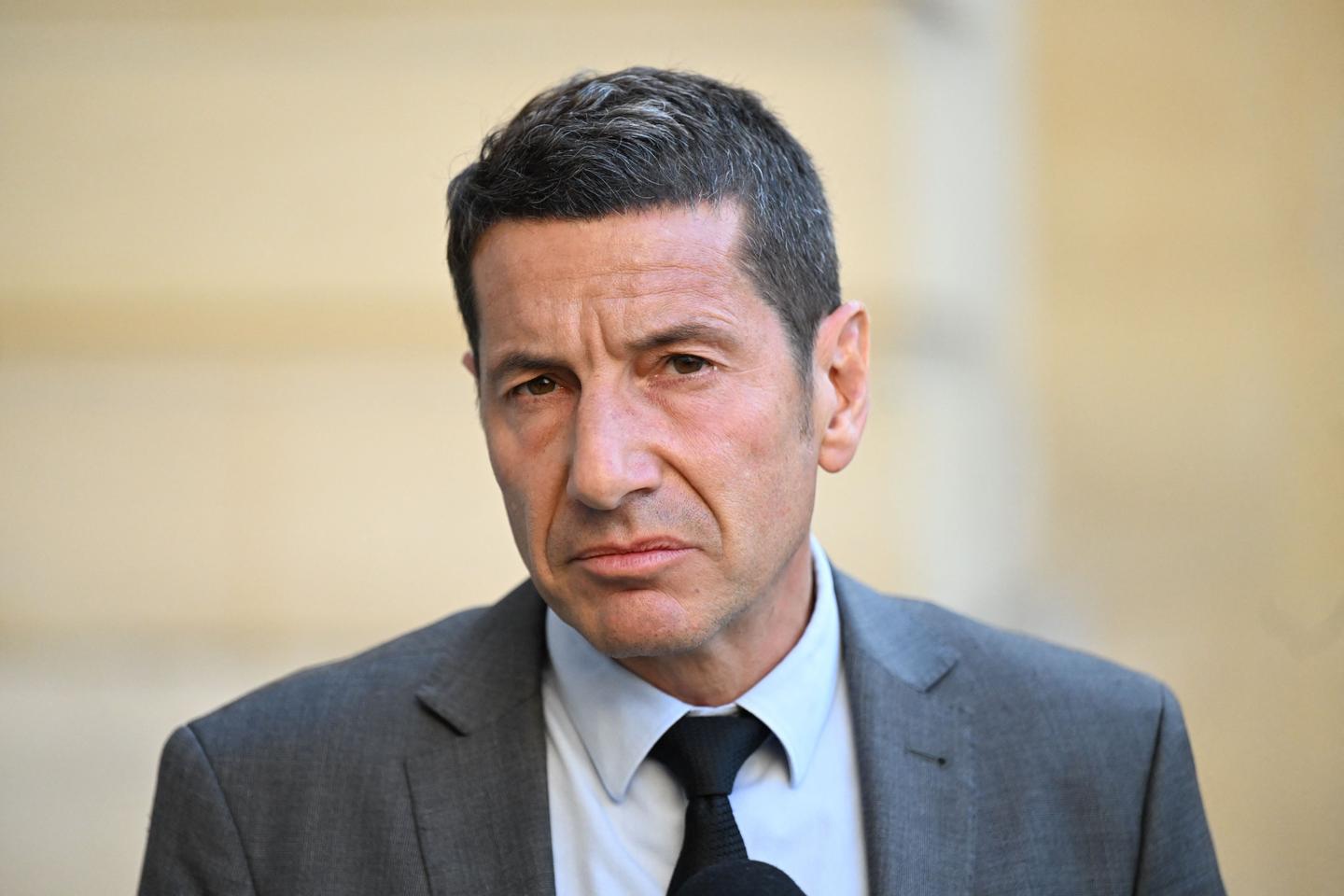 Finances des collectivités locales : David Lisnard défie Emmanuel Macron