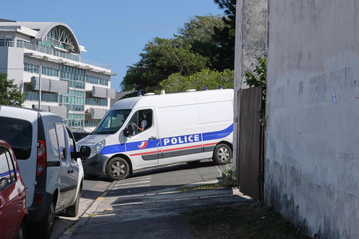 En Nouvelle-Calédonie, malaise autour de l???agression présumée d???un policier