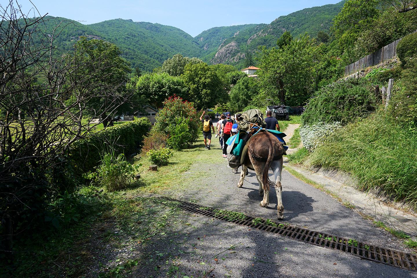 Dans les Cévennes, des collégiens répondent à l???appel de la déconnexion
