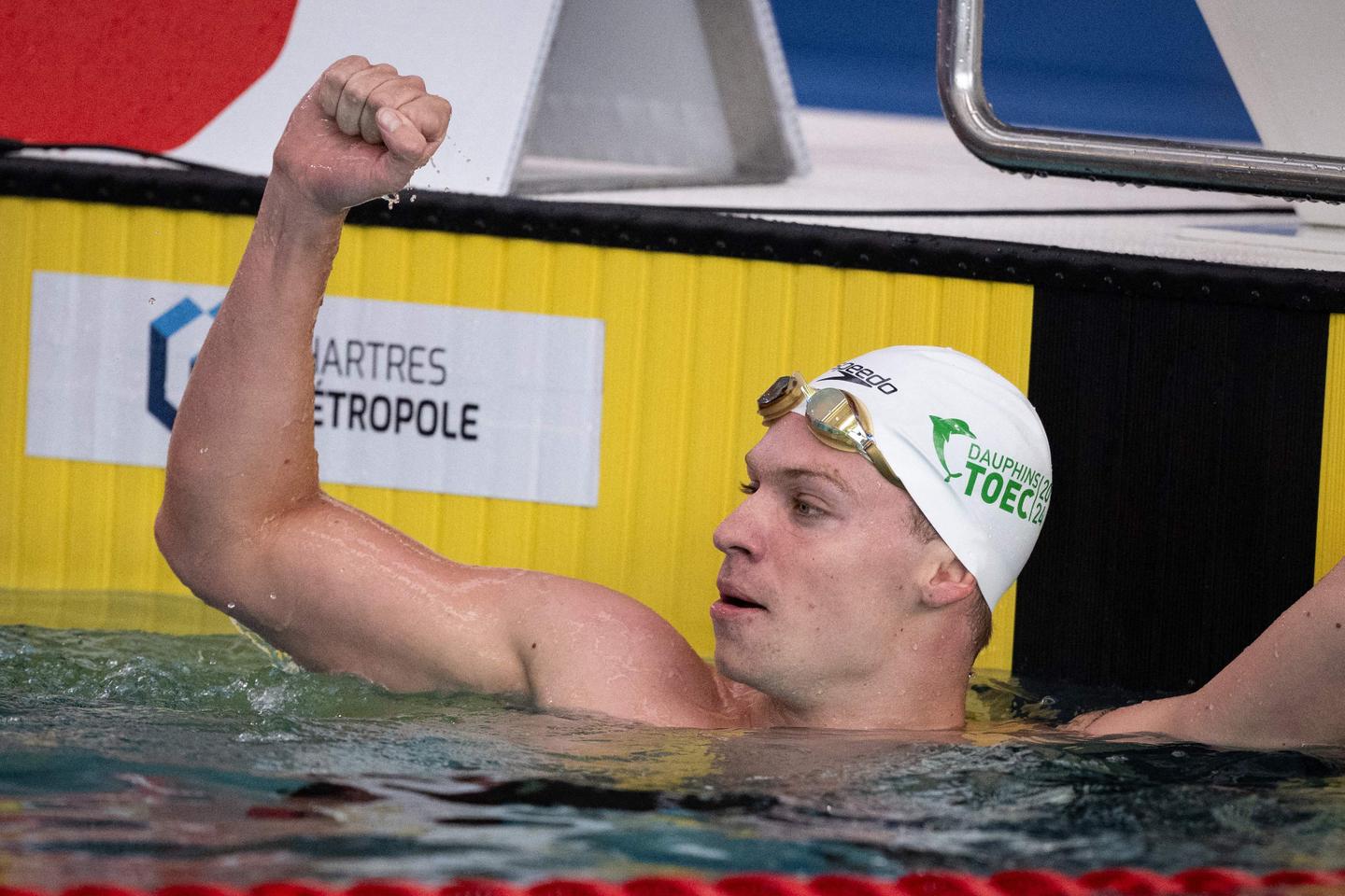 Natation : à Chartres, Léon Marchand réussit son doublé insensé avant les JO de Paris 2024