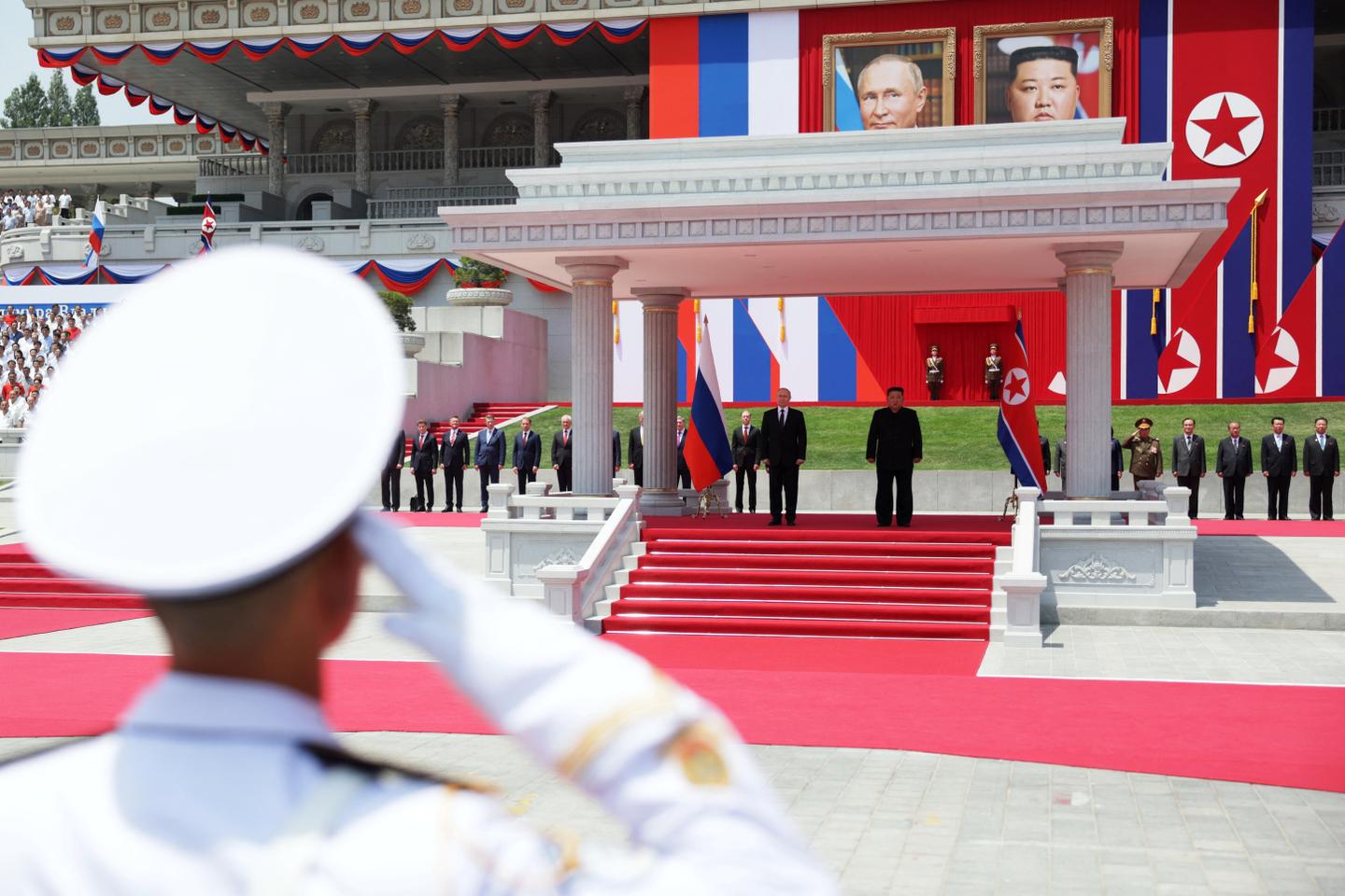 Vladimir Poutine et Kim Jong-un consolident une alliance désormais ouvertement militaire