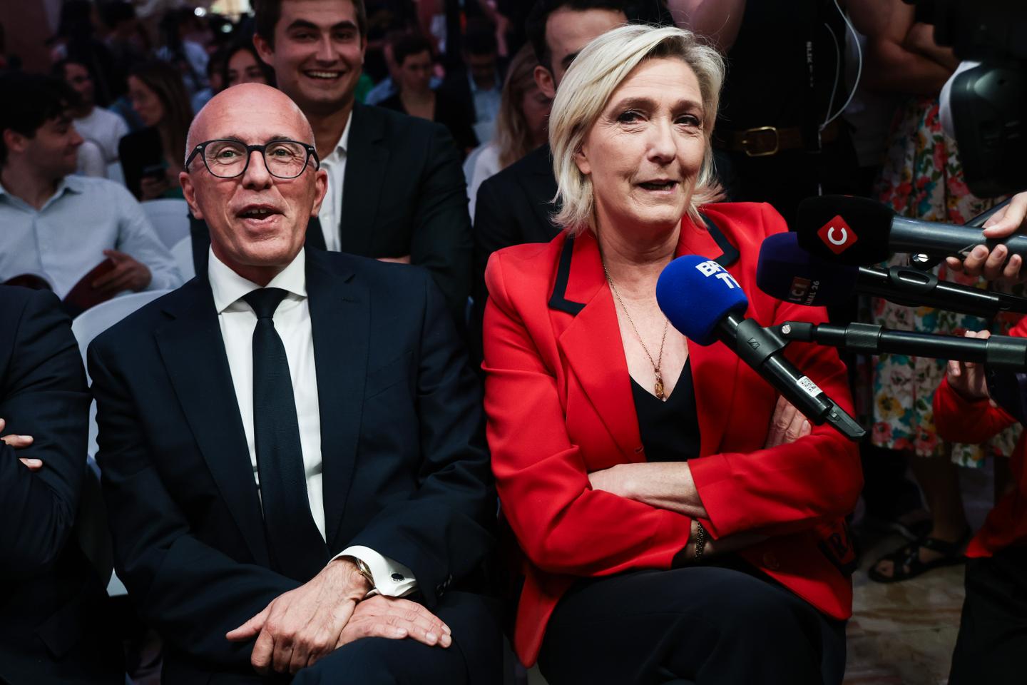 Chez Les Républicains : Eric Ciotti et la rupture assumée avec les « chapeaux à plumes »