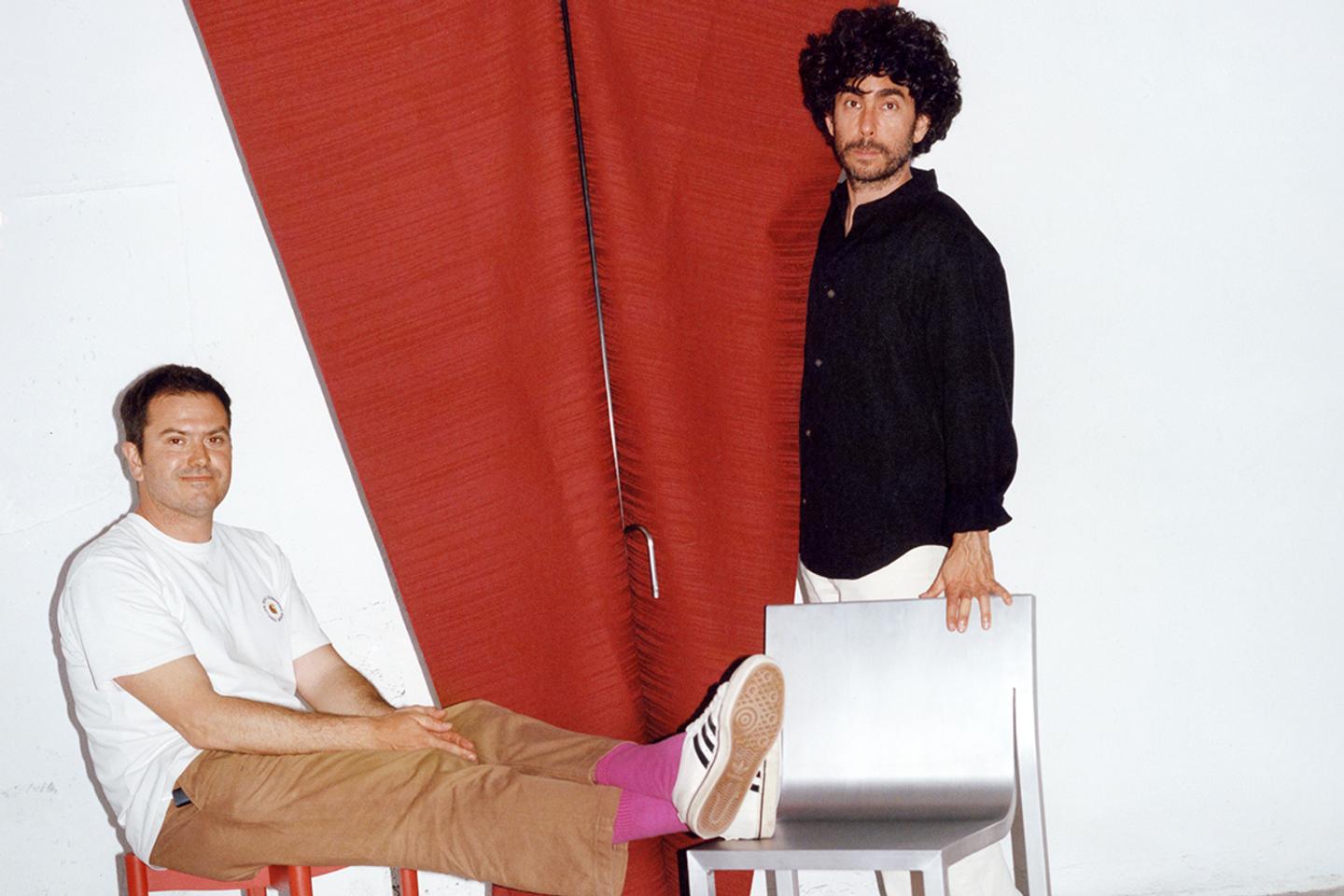 Omar Sosa, Nacho Alegre et Marco Velardi, les déménageurs du magazine « Apartamento »