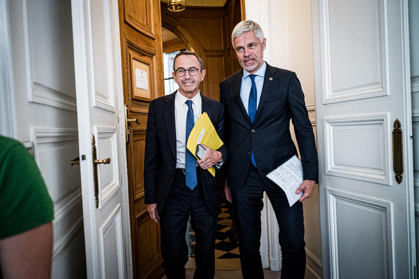 Laurent Wauquiez et Bruno Retailleau présentent le « pacte législatif d???urgence » de la...