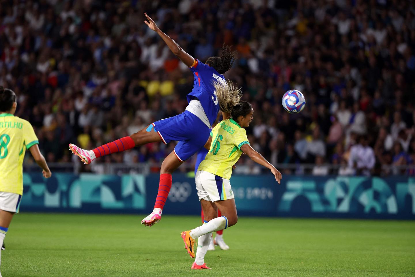 Football aux JO 2024 : éliminées par le Brésil, la malédiction des quarts de finale continue...