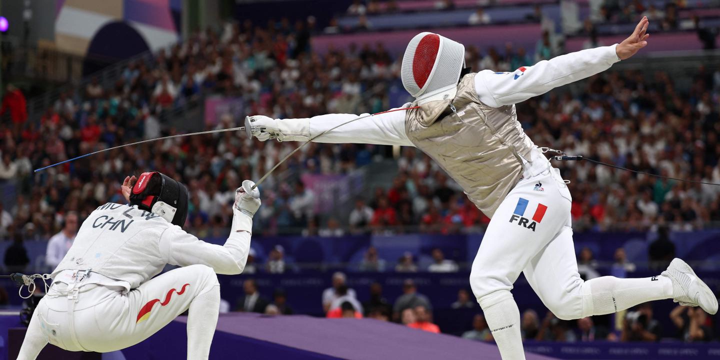 En direct, JO 2024 : les fleurettistes français, champions olympiques en titre, combattent pour...
