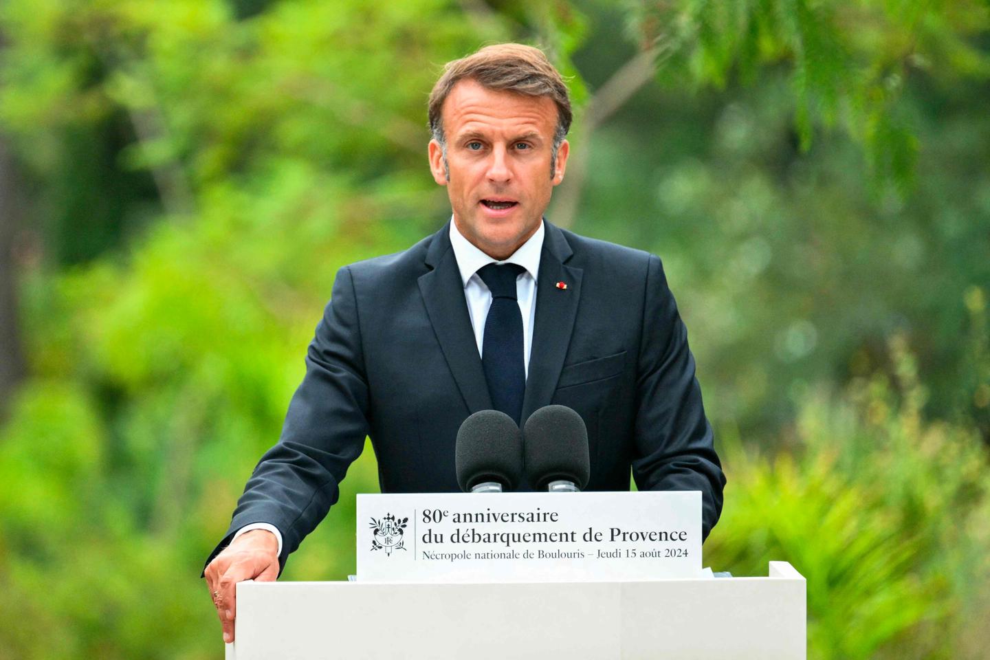 « La France n???oublie rien » : Emmanuel Macron rend hommage aux combattants français et...