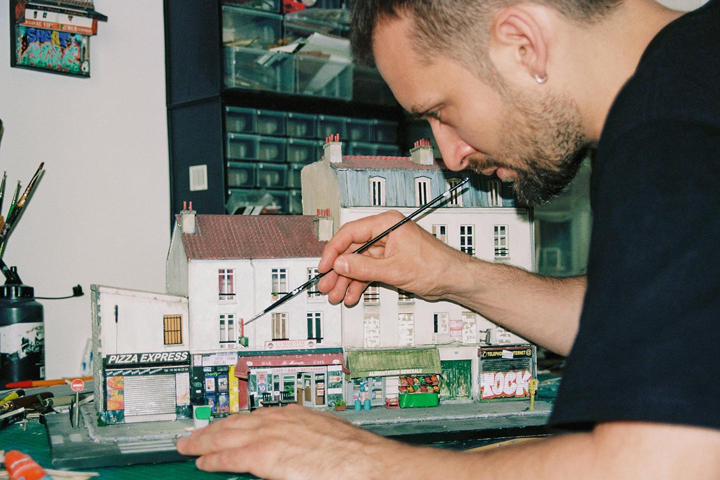 Des miniaturistes d???une immense inventivité : « C???est un art de la bidouille permanent »