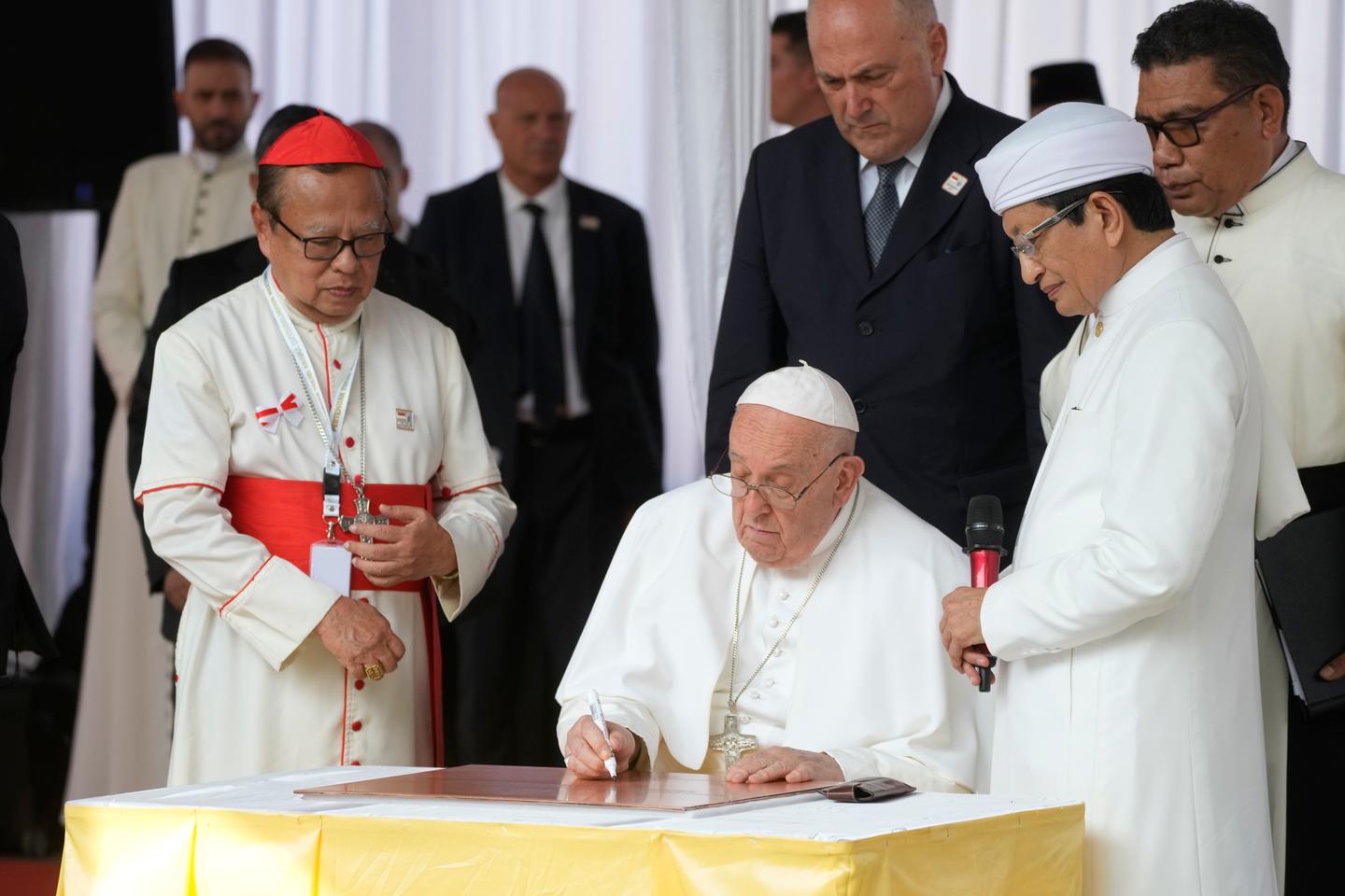 Le pape François en Asie : « La Chine regarde ce voyage de très près »