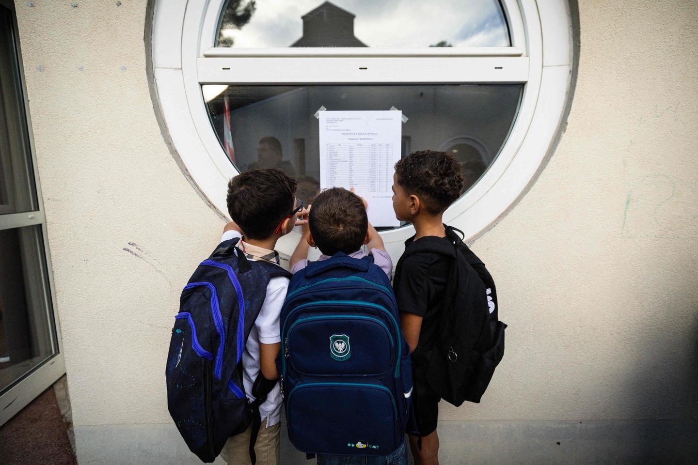 Rentrée scolaire : des postes d???enseignants vacants dans la majorité des établissements,...