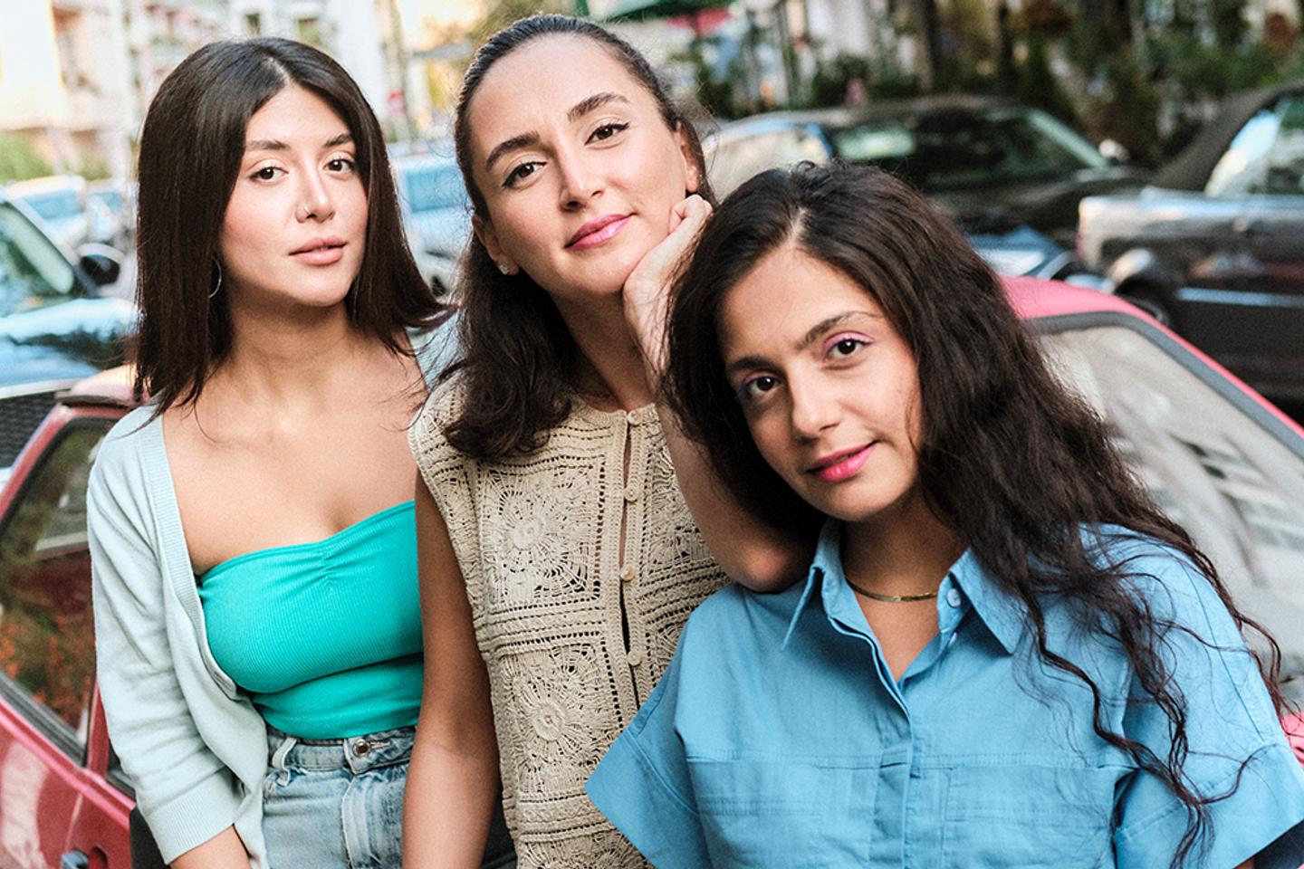 Trois actrices iraniennes contraintes à l???exil après avoir joué dans « Les Graines de...