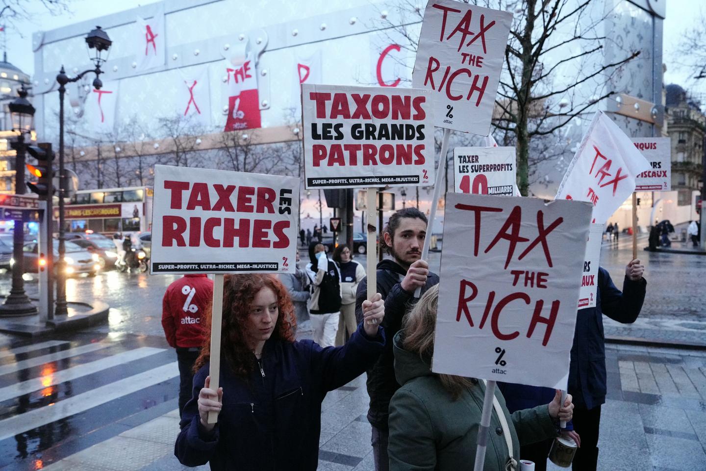 Michel Barnier incité par Oxfam à taxer davantage l???héritage des ultrariches