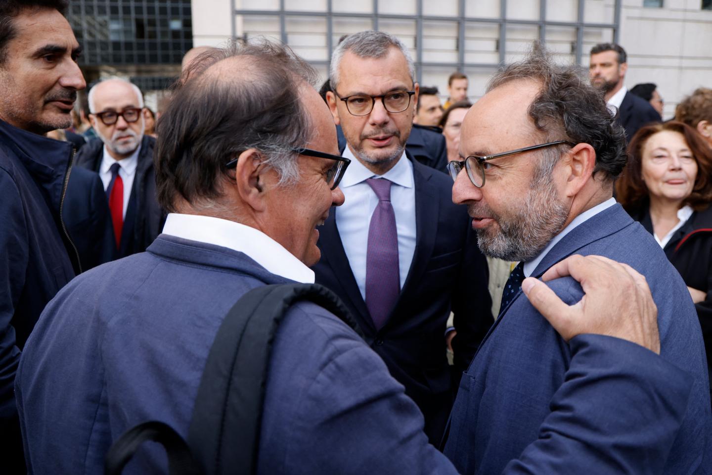 Sous Emmanuel Macron, les ministres changent, la « bande des quatre » reste aux commandes de...
