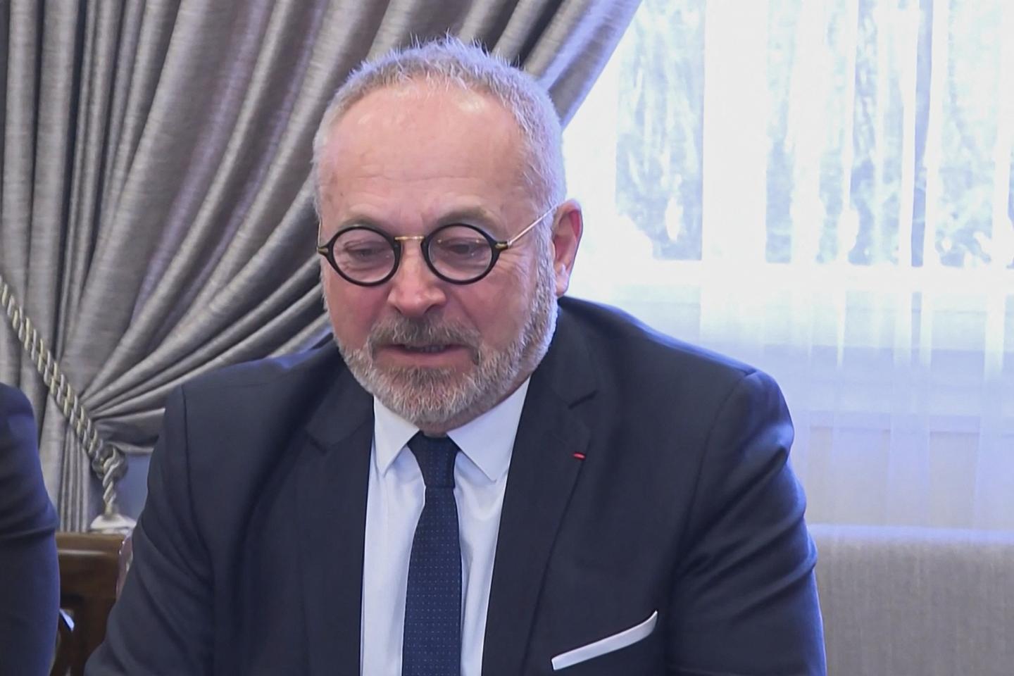 Joël Guerriau, accusé d???avoir drogué une députée, ne siégera plus au Sénat « jusqu???à...
