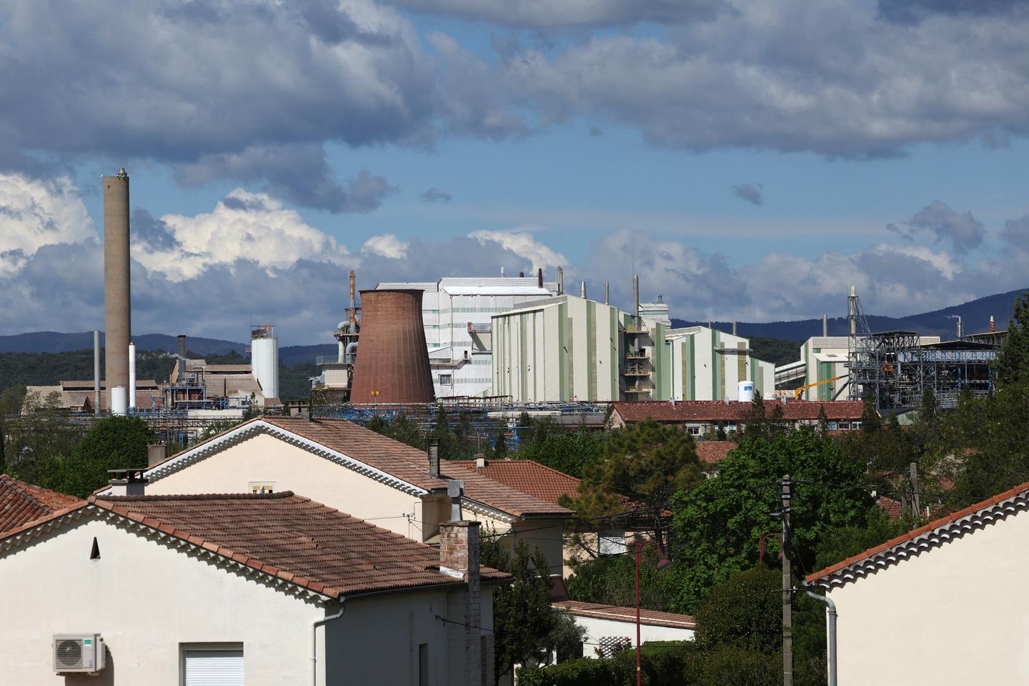 Dans le Gard, la ville de Salindres en colère après l???annonce de la fermeture de l???usine...