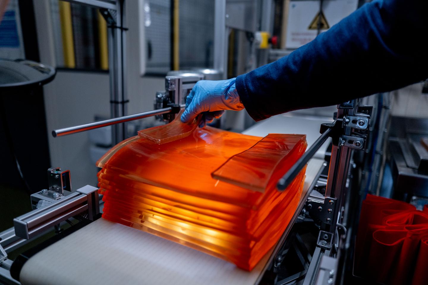 PFAS : le site Daikin de Pierre-Bénite autorisé à lancer la fabrication d’un nouveau produit...