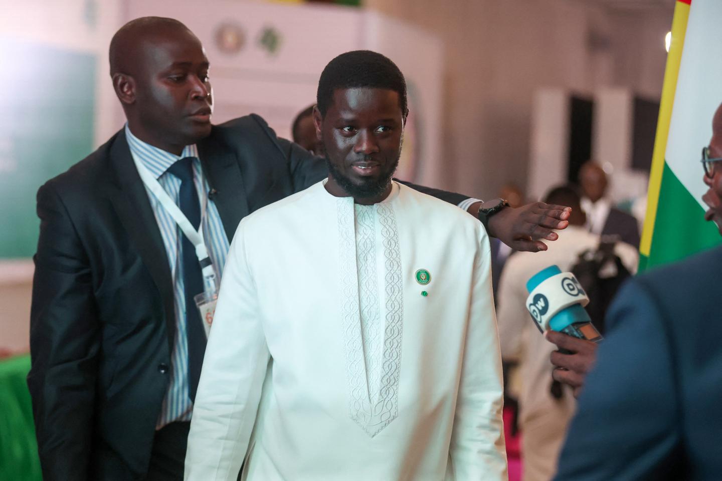 Au Sénégal, la mode « tradi-moderne » du président et du premier ministre très tendance