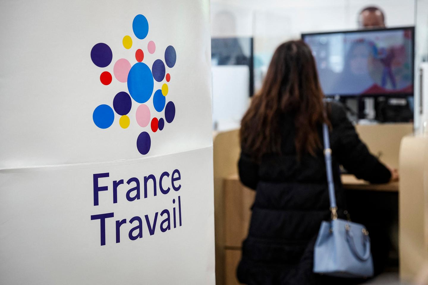 Les prélèvements de l’Etat empêchent le désendettement rapide de l’assurance-chômage