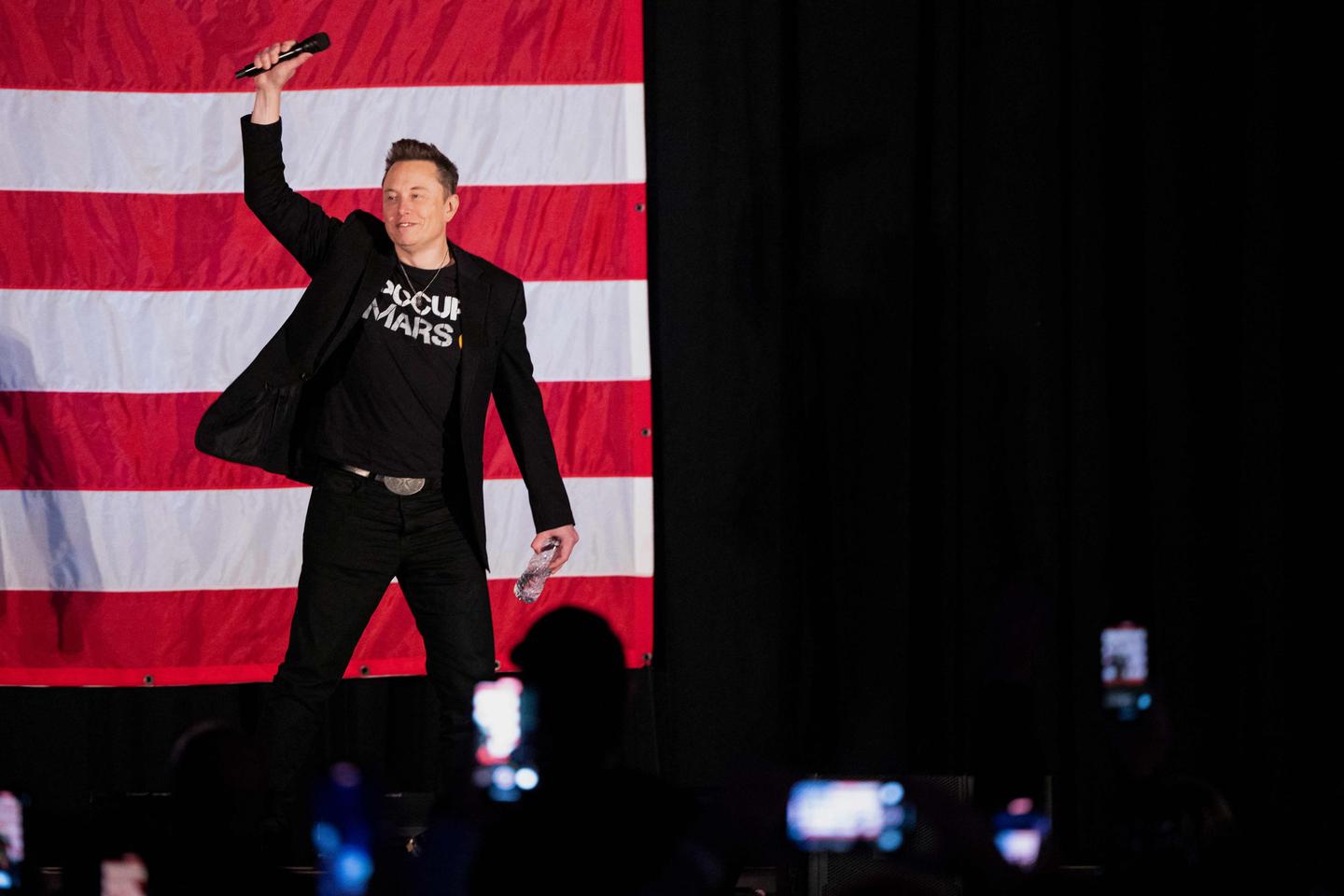 Tesla : « L’agenda d’Elon Musk pour 2025 était attendu avec fièvre, tant ce faiseur...
