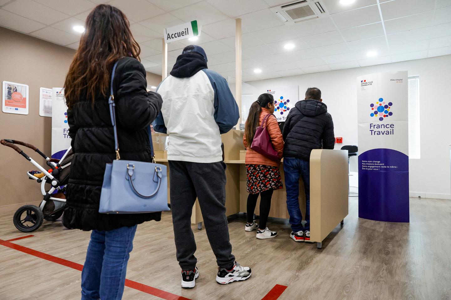 Chômage : le nombre de demandeurs d’emploi de catégorie A quasiment stable au troisième...