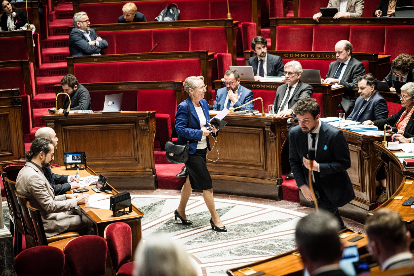 Congrès de Renaissance : Elisabeth Borne laisse le champ libre à Gabriel Attal