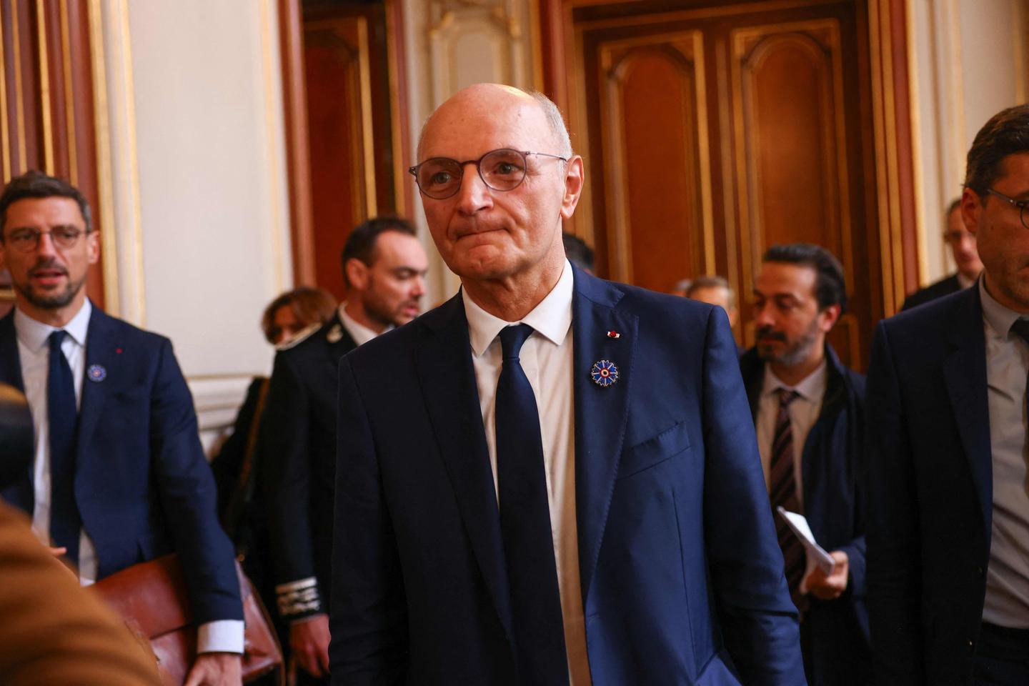 Prisons : l’objectif de construction de 15 000 places supplémentaires d’ici à 2027 ne...