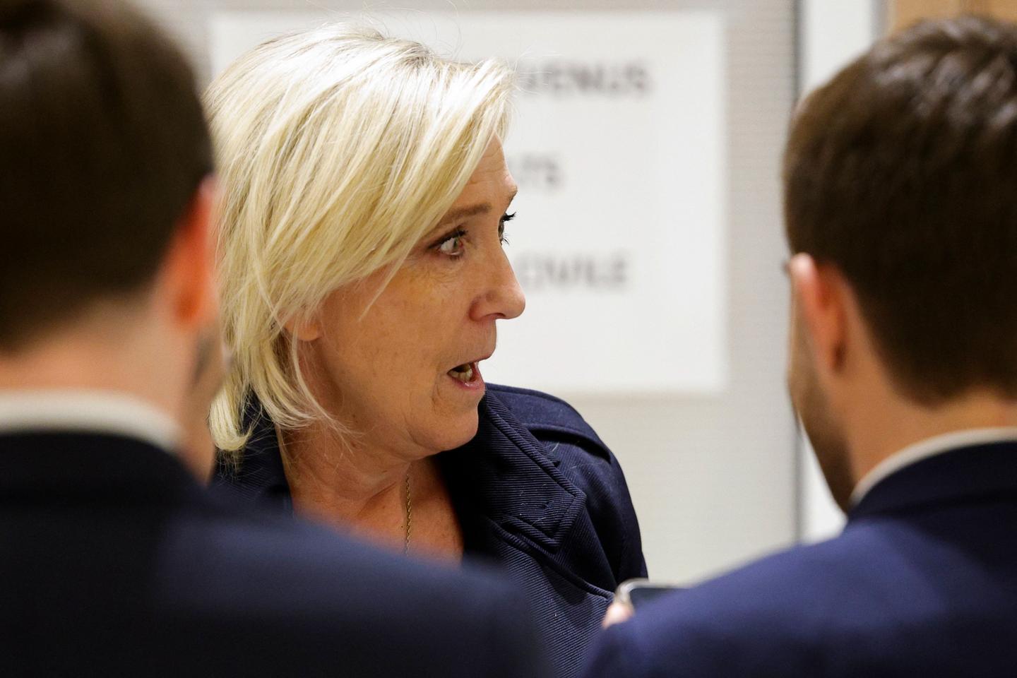 Inéligibilité : l’extrême droite dénonce une « volonté » d’ostraciser Marine Le...