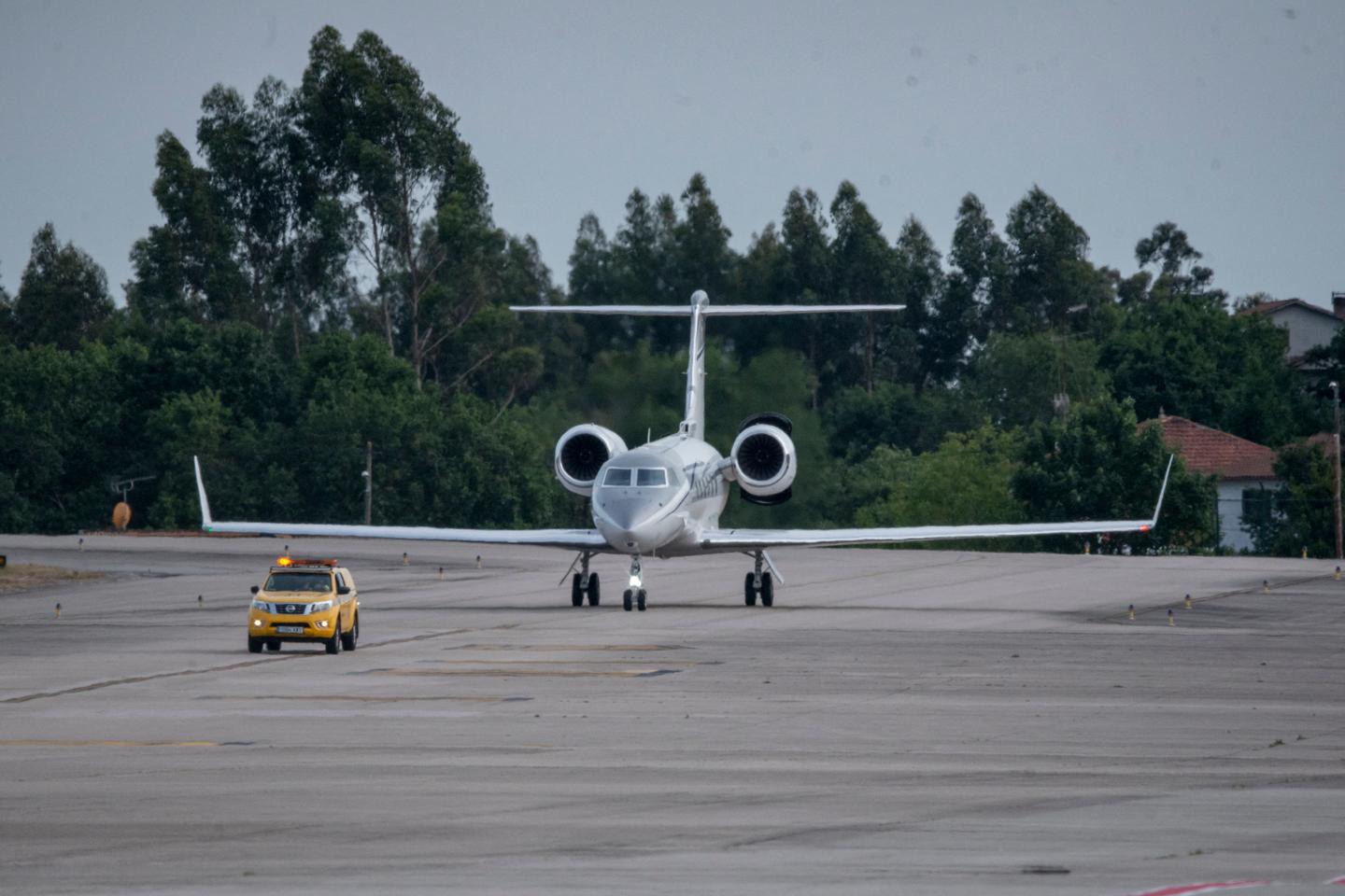 Les jets privés « utilisés comme des taxis » ont quasi doublé leurs émissions carbone en...