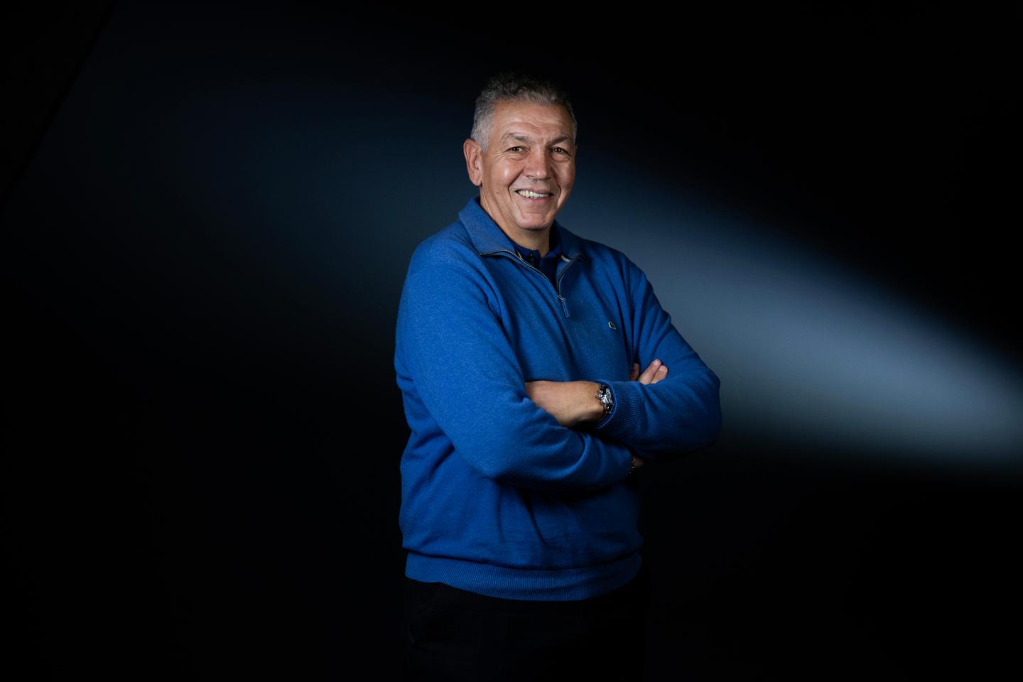 Le Français Abdelatif Benazzi échoue au second tour du scrutin pour la présidence de World Rugby
