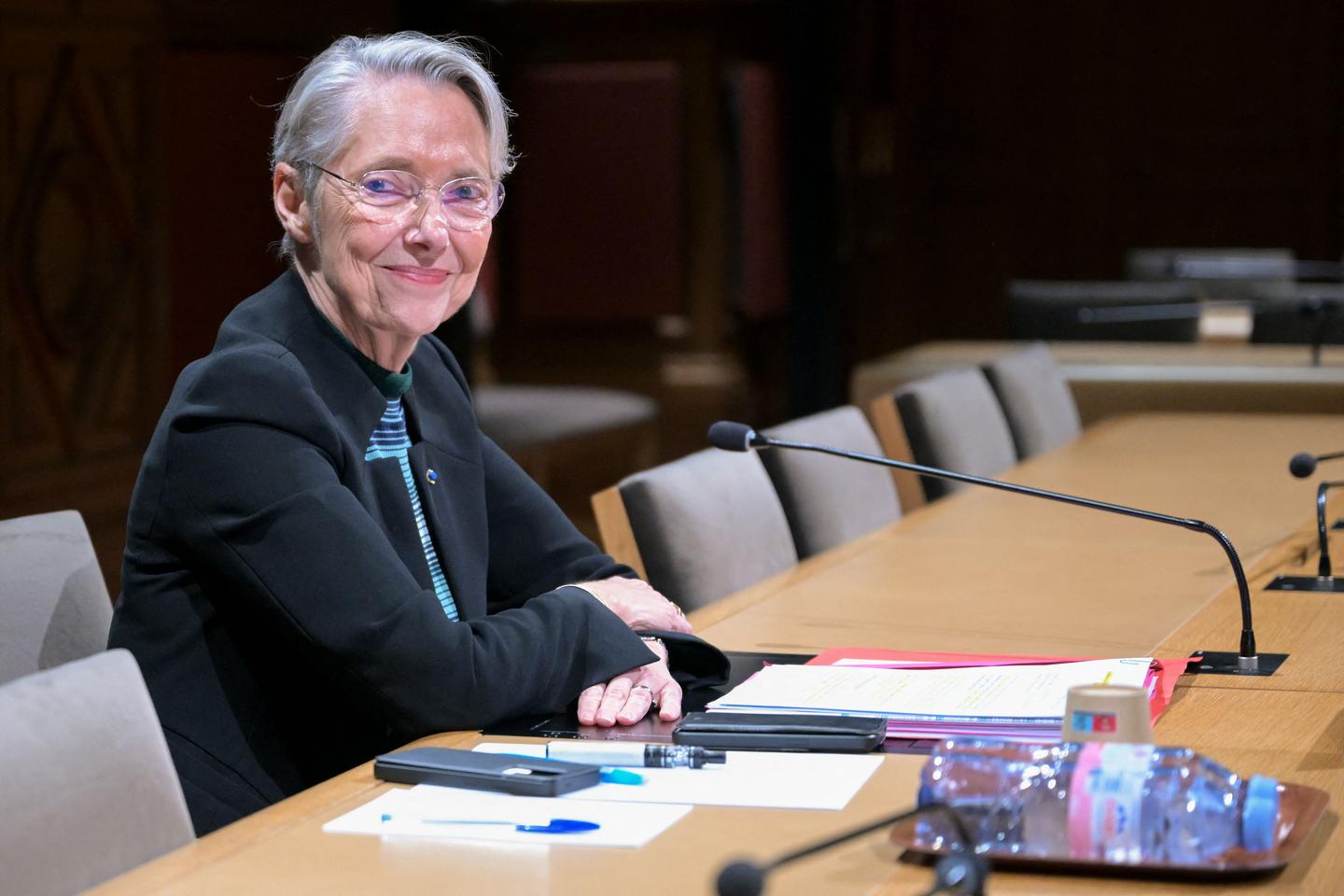 Dérapage budgétaire : Elisabeth Borne concède avoir été « alertée » en 2023 sur le...