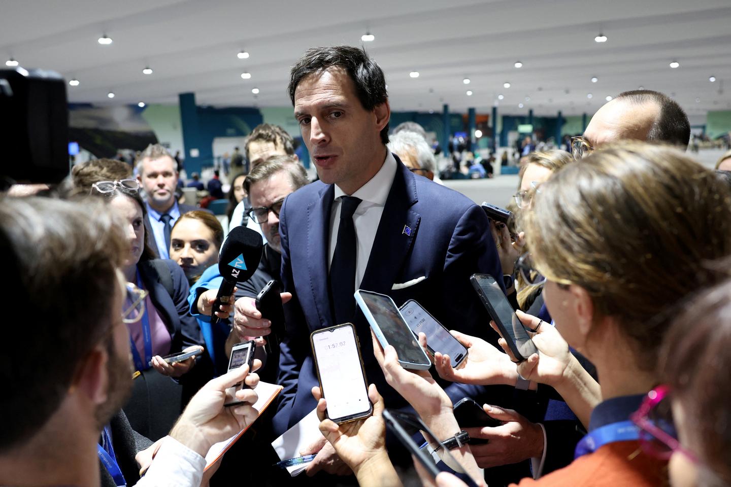 COP29 : à Bakou, la question de la « transition hors des énergies fossiles » revient dans le...