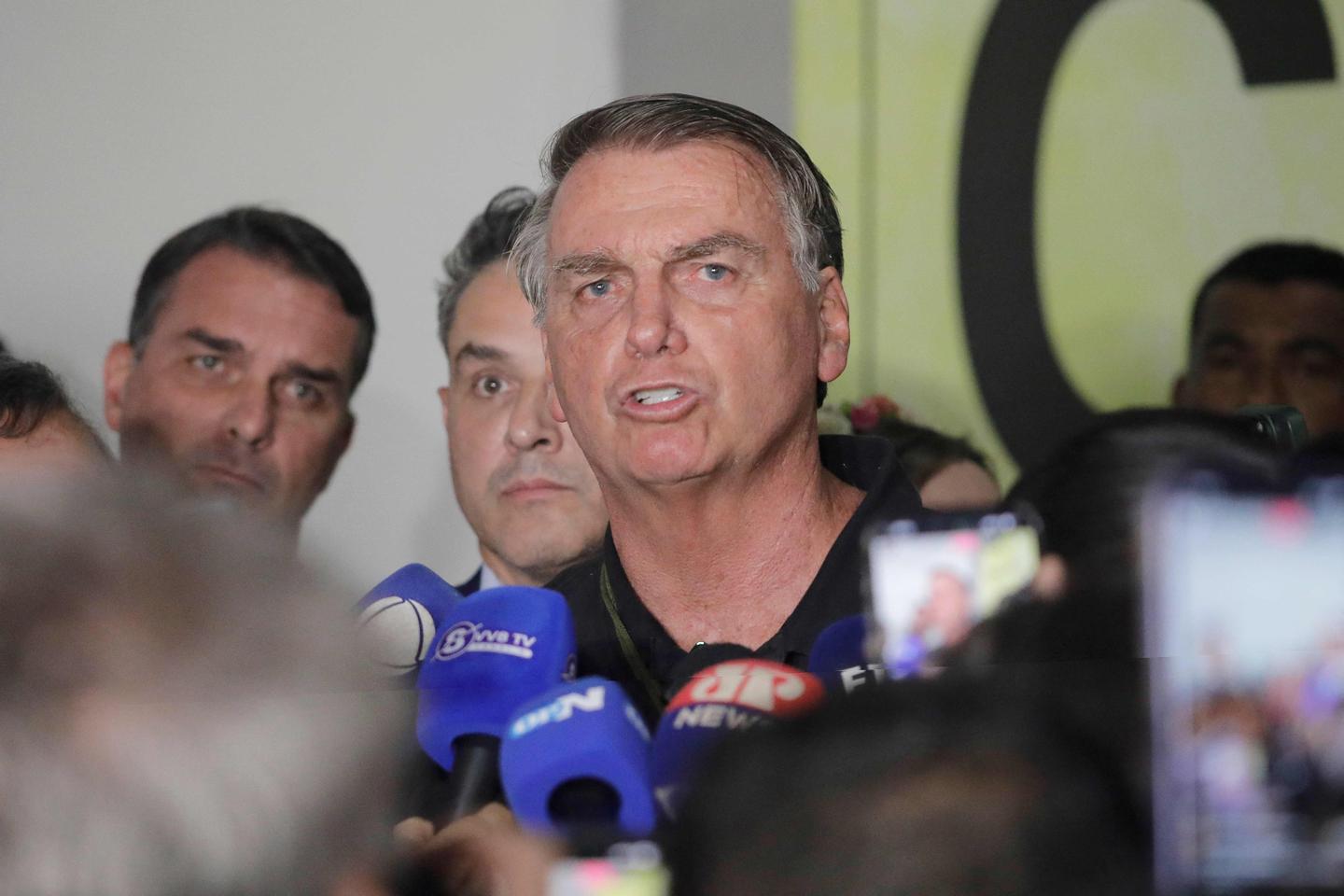 Au Brésil, Jair Bolsonaro a « participé activement » à un projet de coup d’Etat en 2022,...