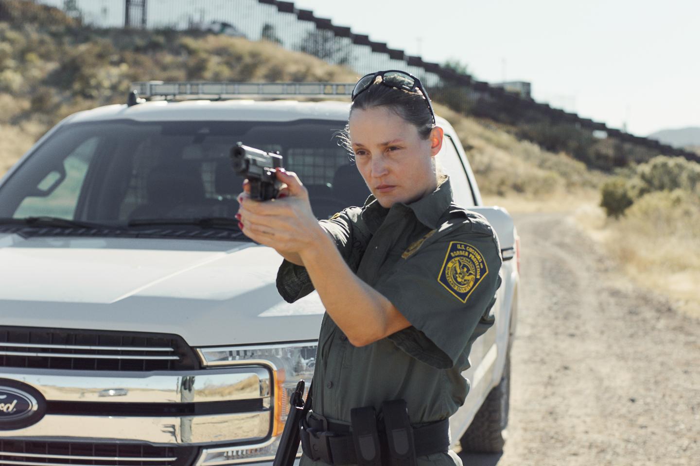 Dans « The Wall », sous l’uniforme, Vicky Krieps aux frontières du doute