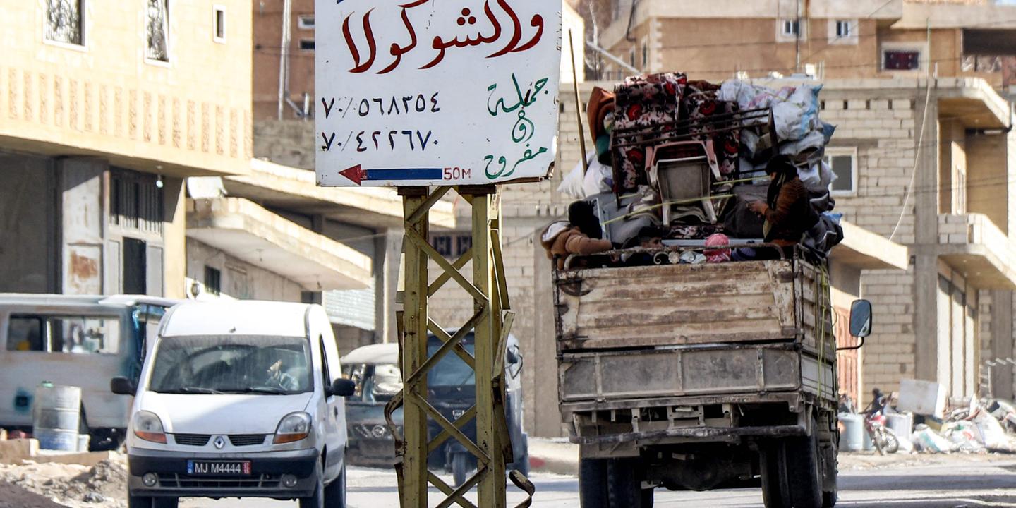 En direct, Syrie : le chef des rebelles au pouvoir demande la levée des sanctions internationales...