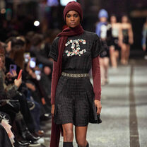 Les retombées économiques du défilé Métiers d'art de Chanel à Manchester estimées à 115...