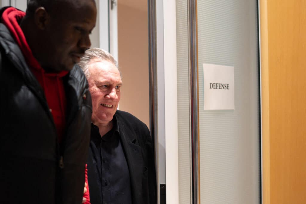 Gérard Depardieu absent à son procès : découvrez ce que l’acteur était en train de faire au...