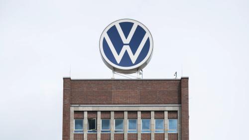 Dieselgate : le procès de l'ex-PDG de Volkswagen s'ouvre en Allemagne, alors que le groupe...