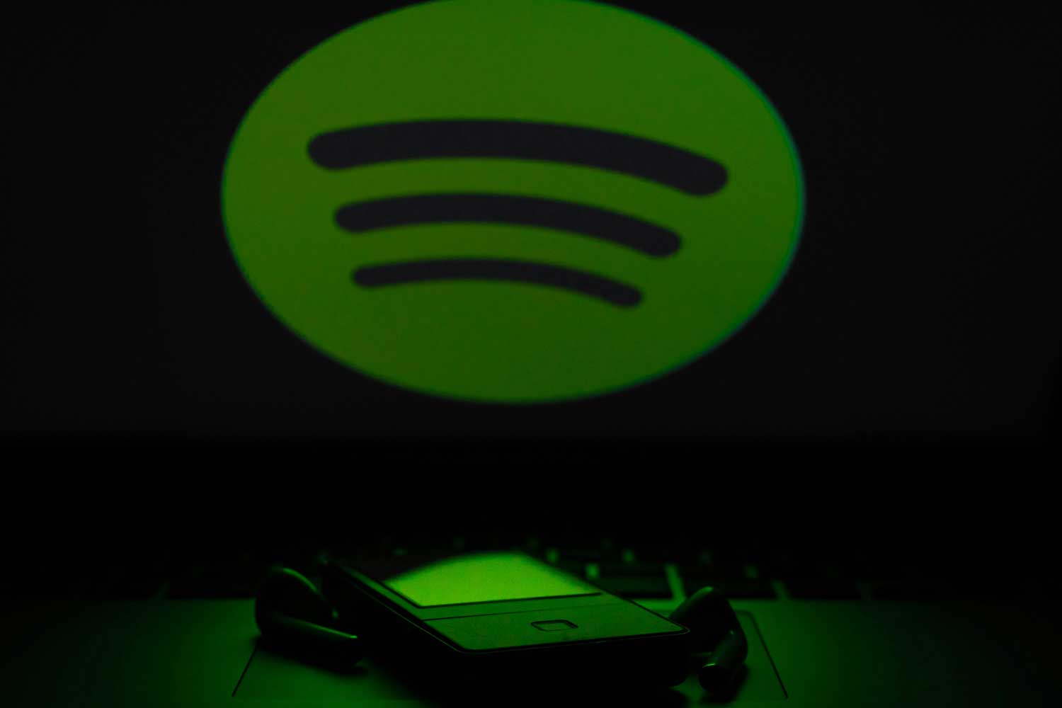 Spotify va faire payer (encore) plus les fans hardcore en 2025