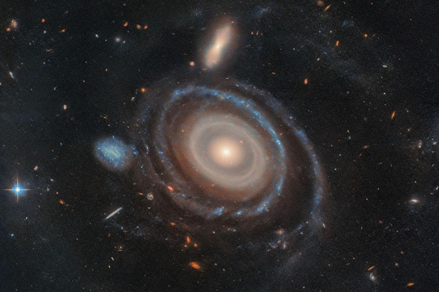 En plein dans le mille : Hubble capture une superbe galaxie à 9 anneaux